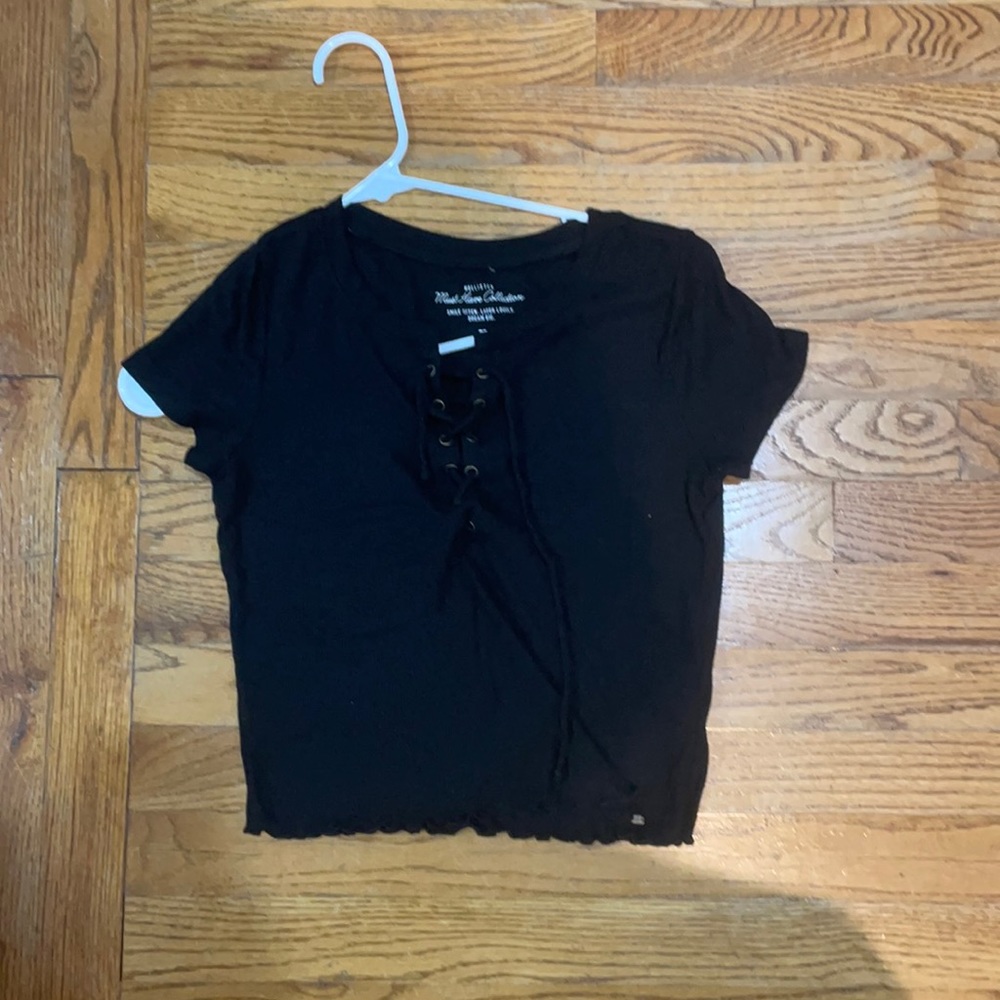 Hollister Hockey Style T shirt